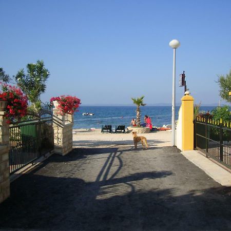 Apartment Robic Vir Esterno foto
